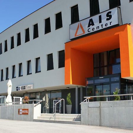 מלון וולפסברג Ais Center מראה חיצוני תמונה